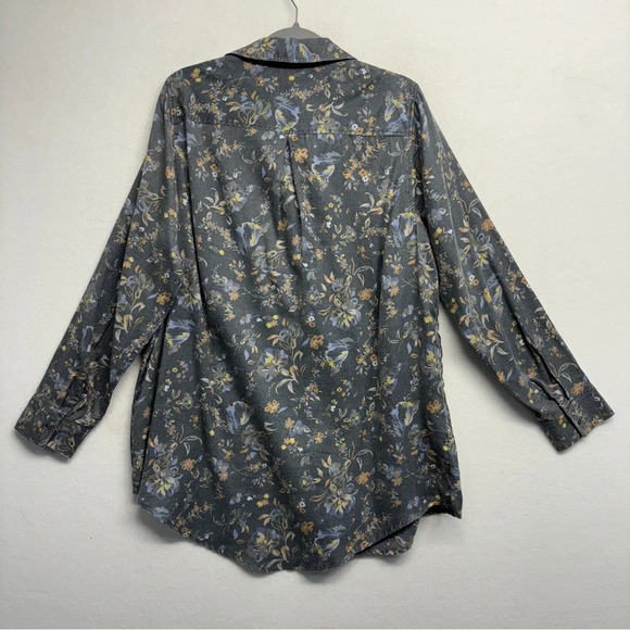 Susina Floral Button Down Blouse Gray 1X - Picture 2 of 8